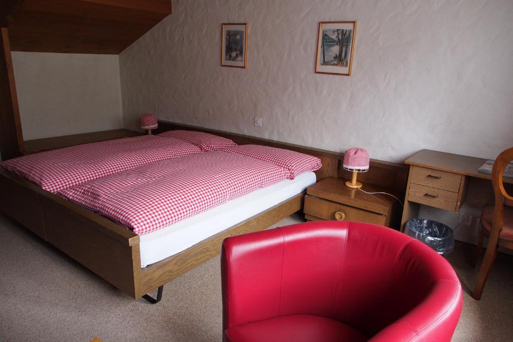 Hotel Simmental Boltigen Kamer foto