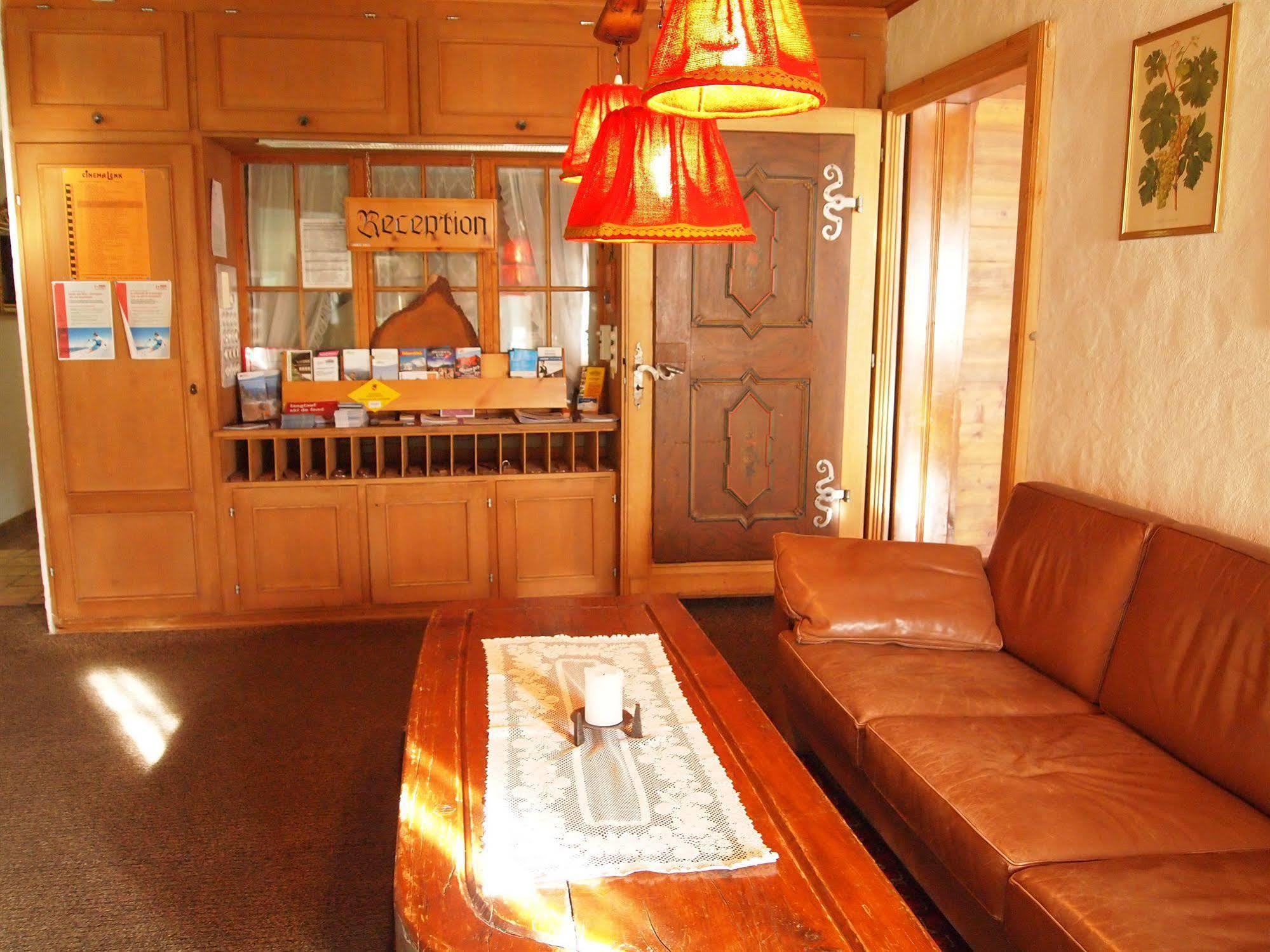 Hotel Simmental Boltigen Buitenkant foto