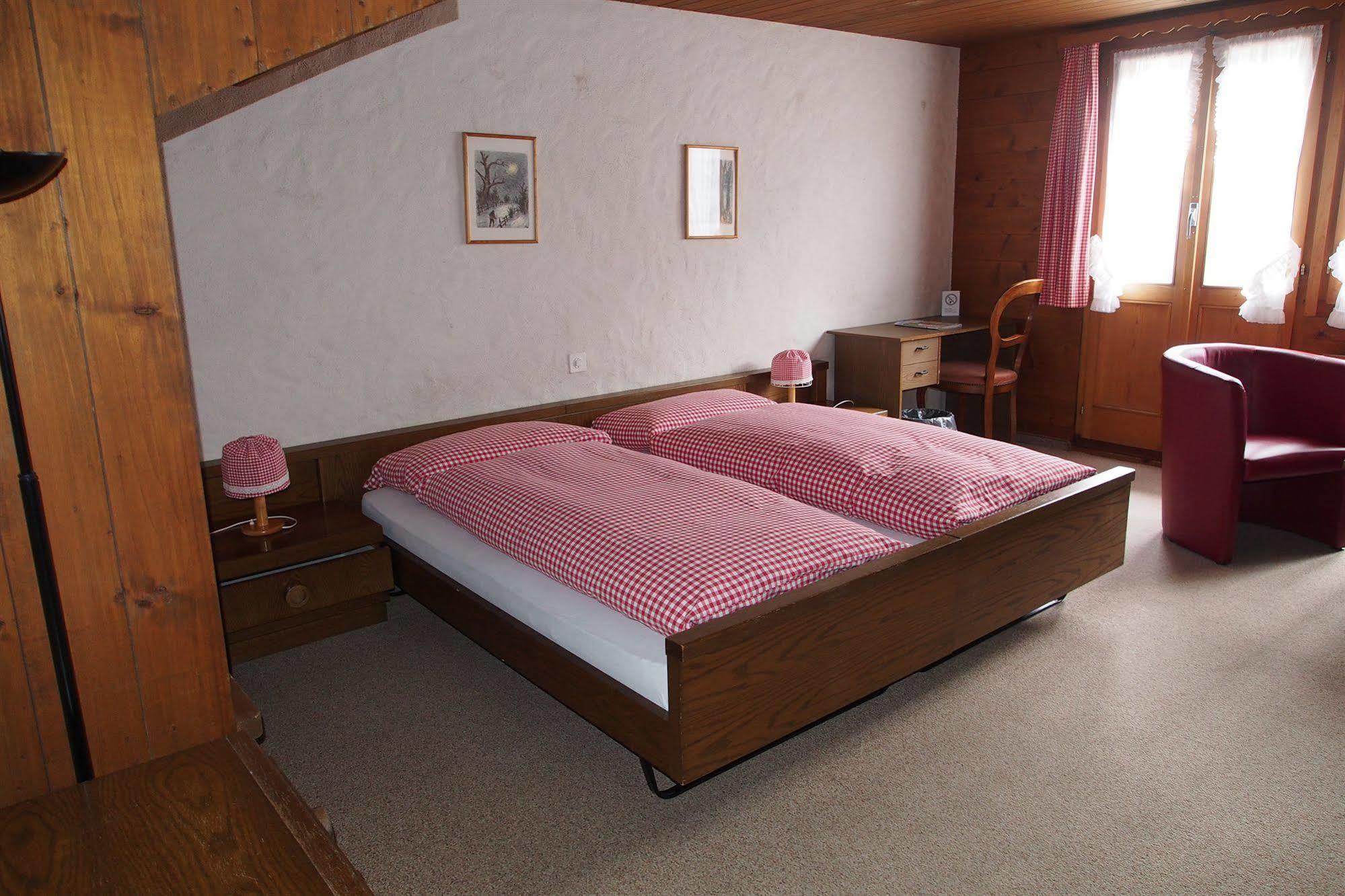 Hotel Simmental Boltigen Buitenkant foto