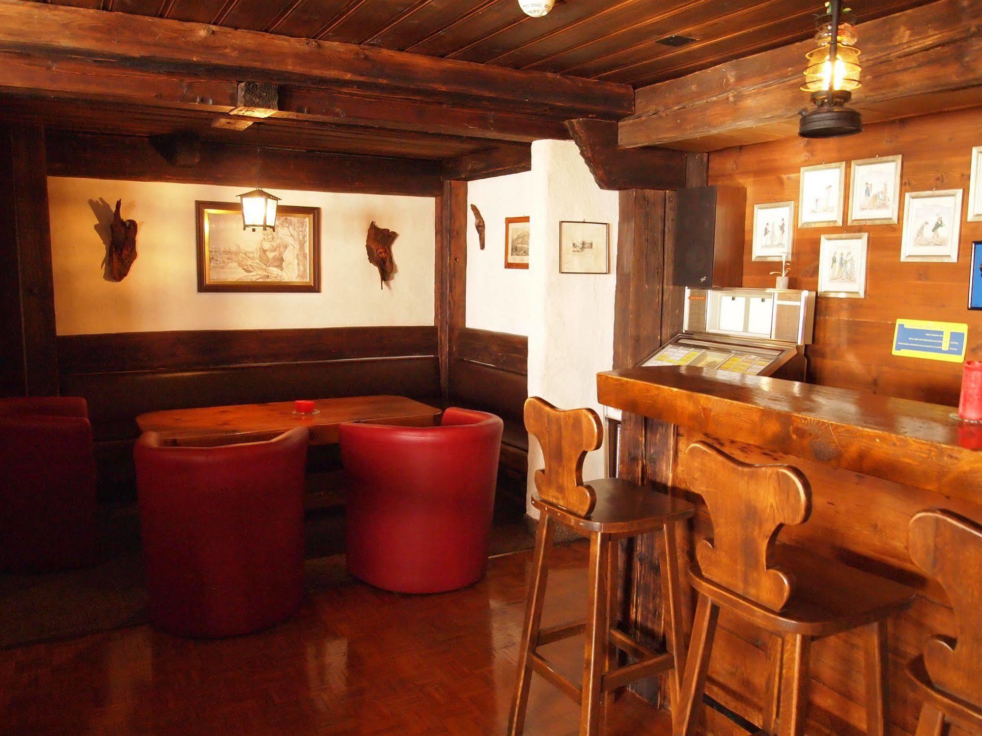 Hotel Simmental Boltigen Buitenkant foto
