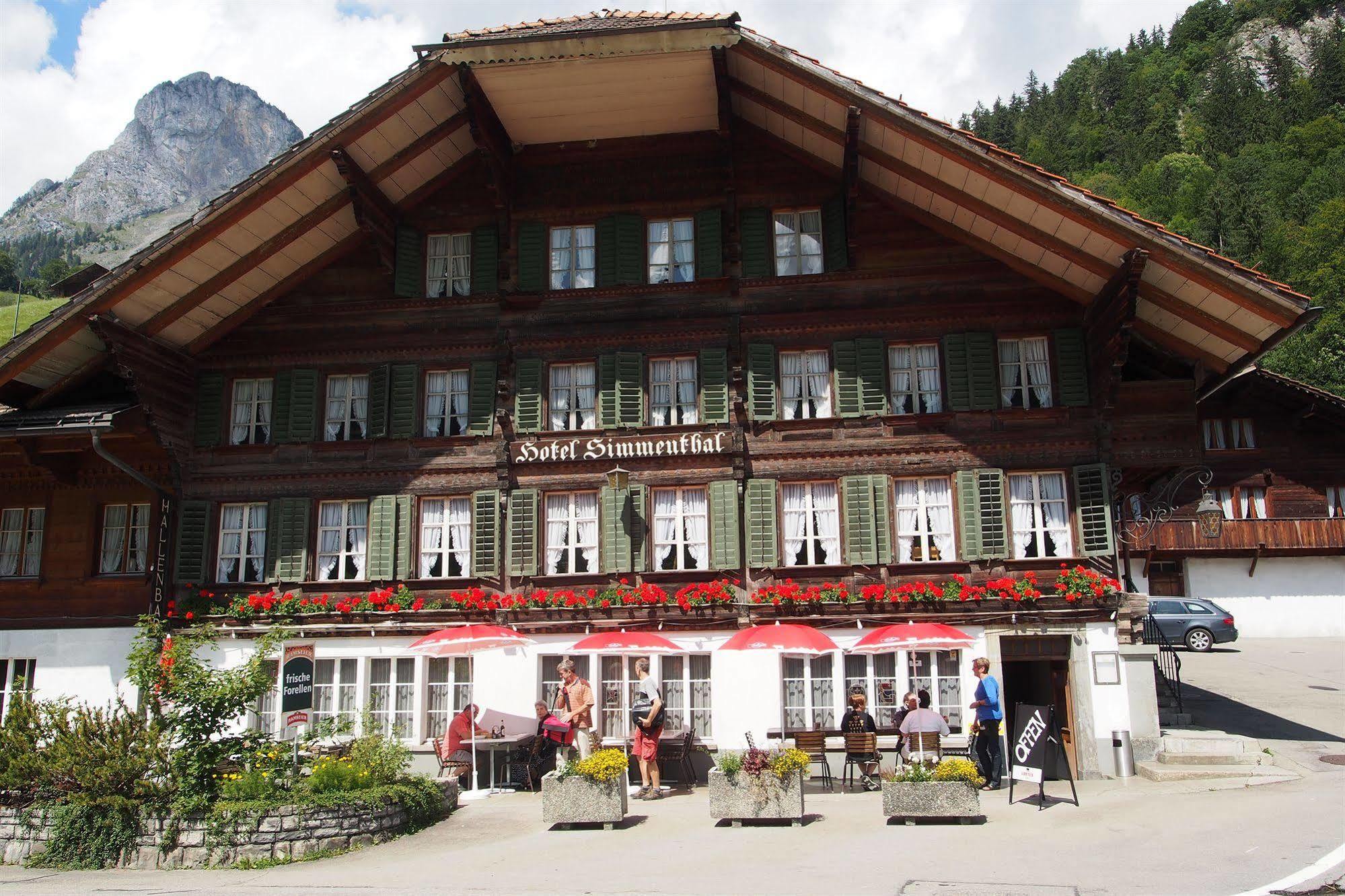 Hotel Simmental Boltigen Buitenkant foto