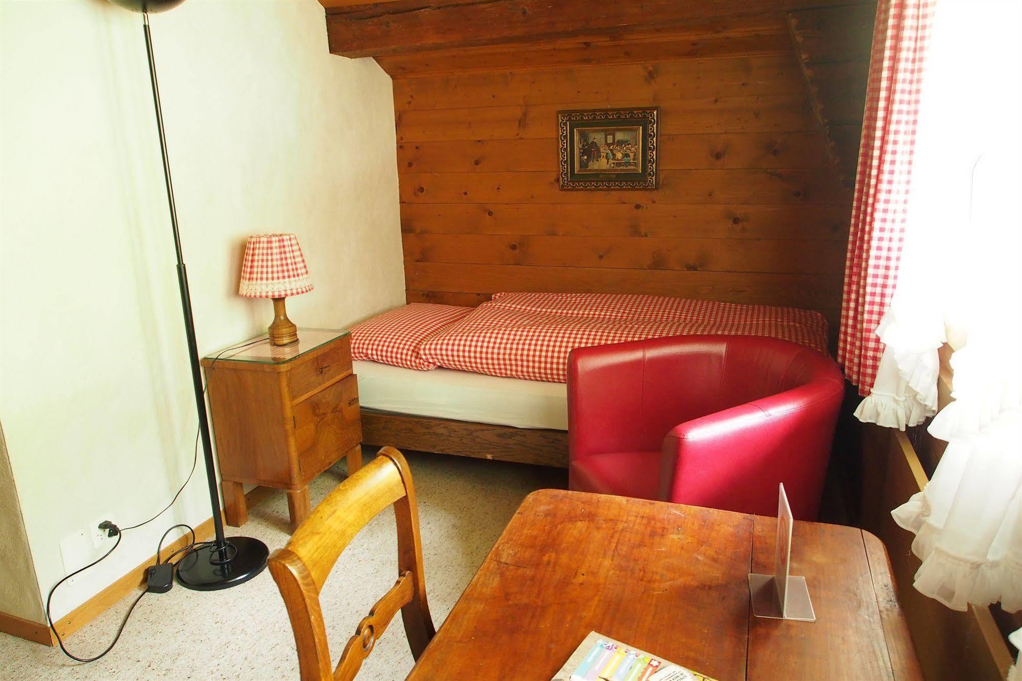 Hotel Simmental Boltigen Buitenkant foto