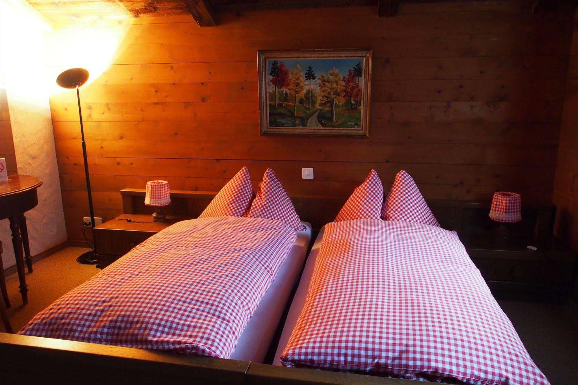Hotel Simmental Boltigen Buitenkant foto